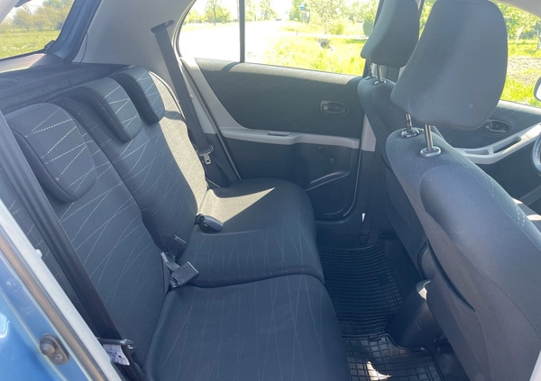 Toyota Yaris cena 18889 przebieg: 116000, rok produkcji 2007 z Puławy małe 301